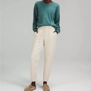 Lululemon Perfectly Oversized Cropped Crew Sweatshirt Softstreme